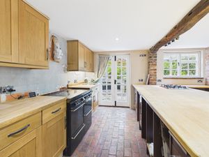 Kitchen- click for photo gallery
